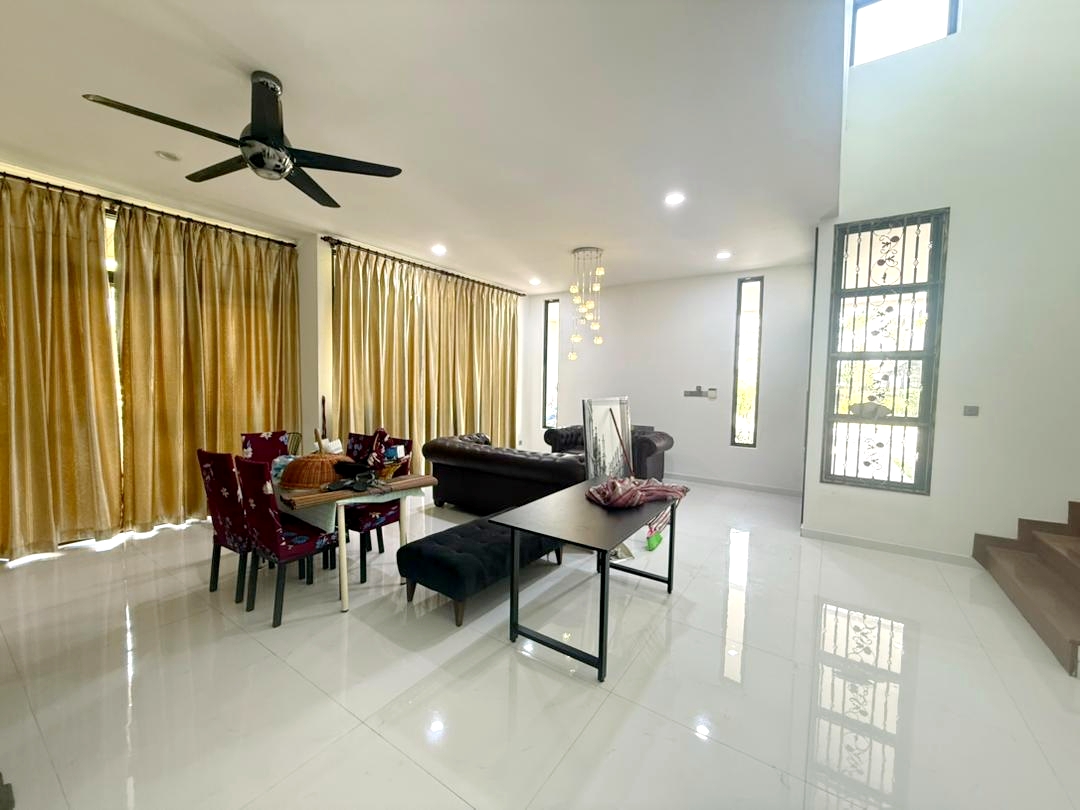 Corner Semi D 3 Storey Sunway Eastwood Equine Park - photo 13