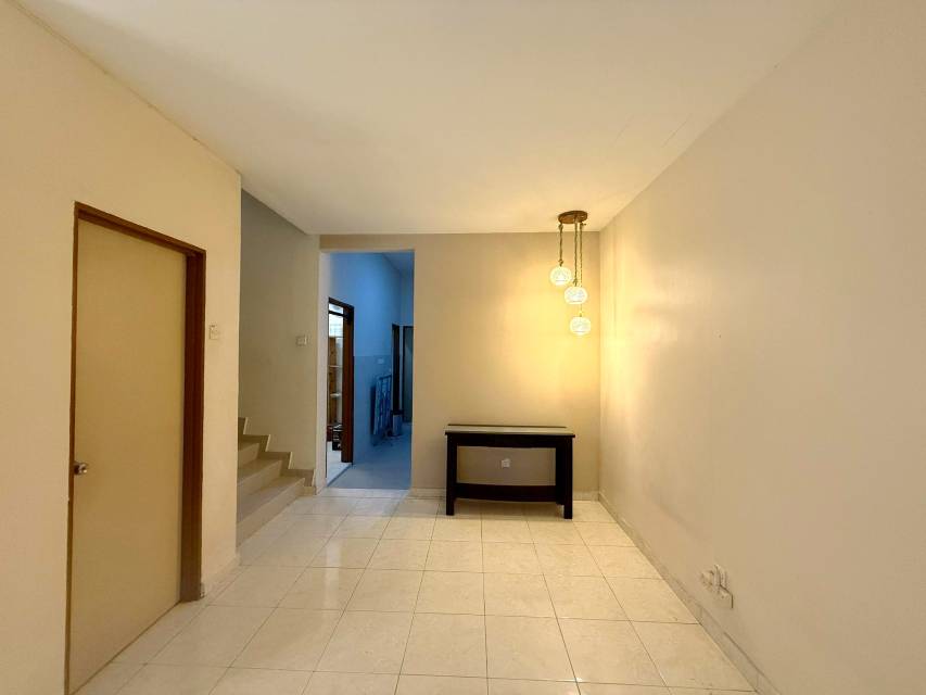 Double Storey House Bandar Nusaputra Puchong - photo 3