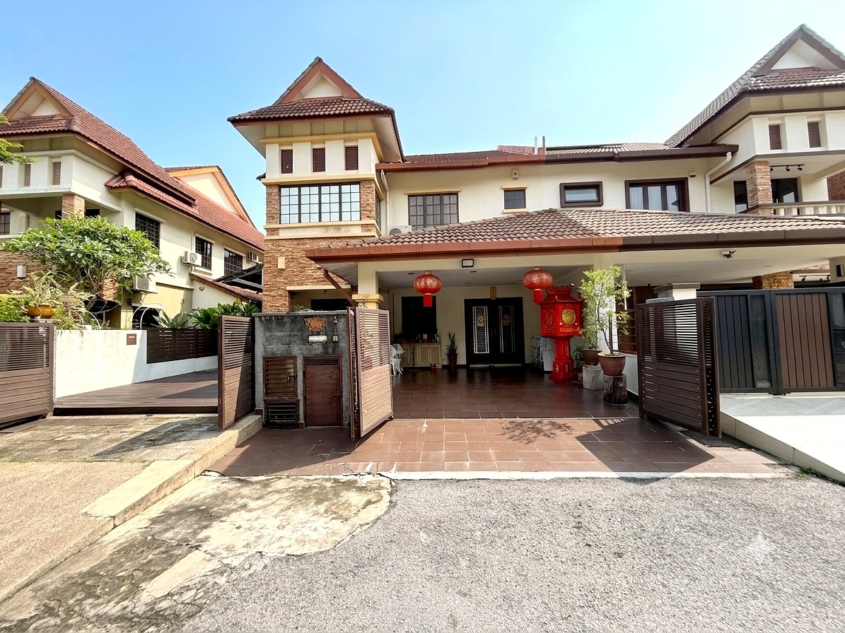 Facing Open Semi D Bandar Nusaputra Puchong sebelah Cyberjaya