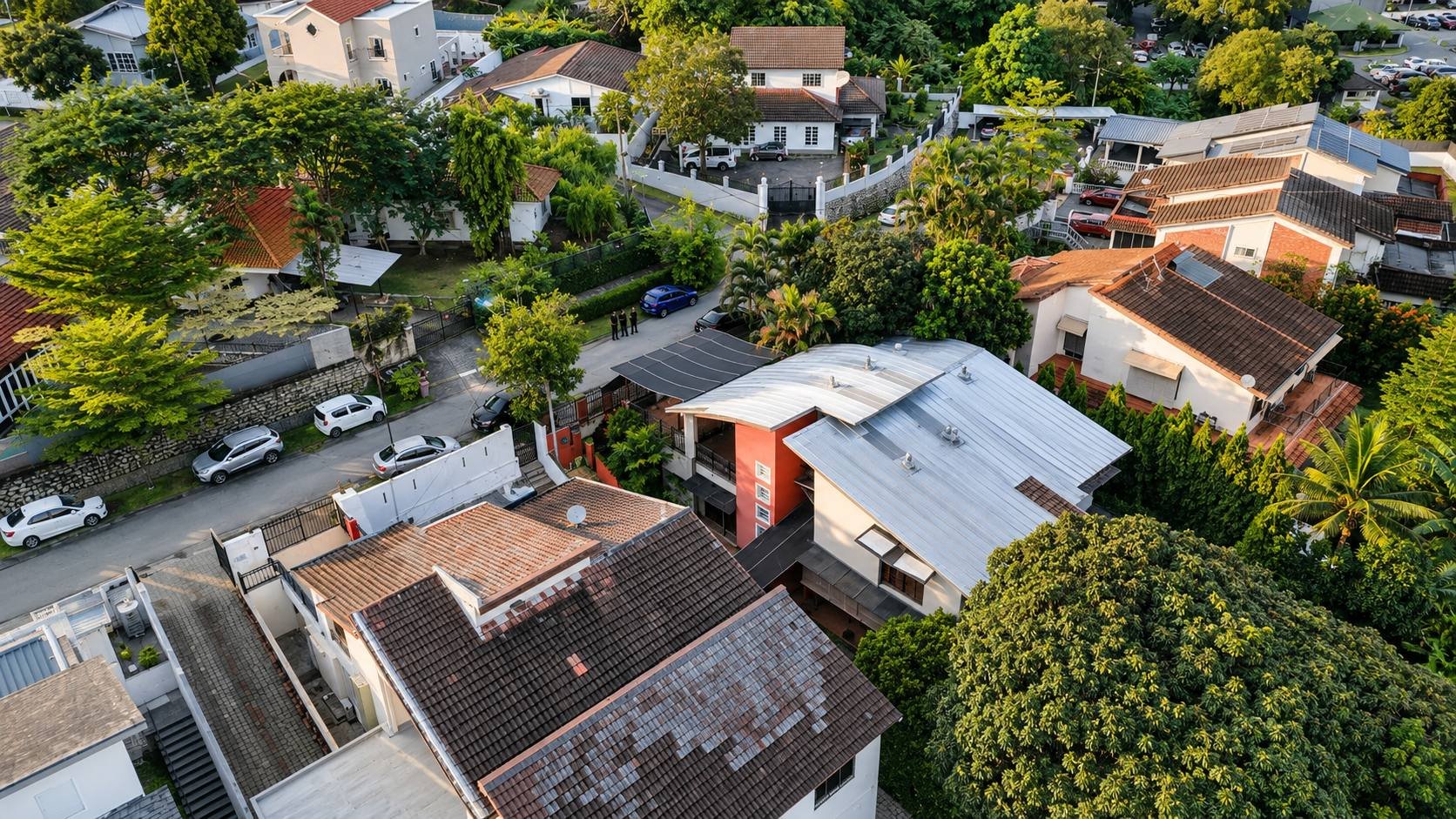 KG TUNKU SS1 PETALING JAYA - DOUBLE-STOREY BUNGALOW