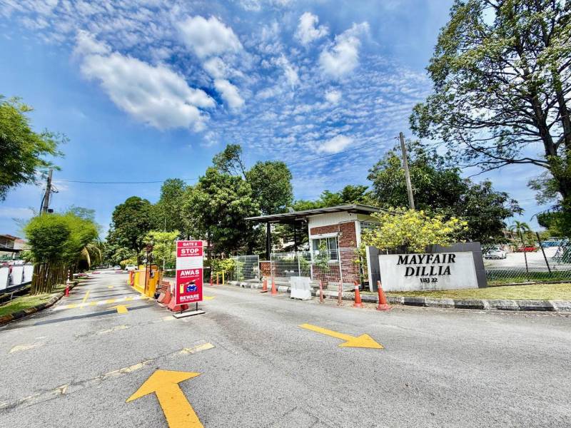 Double Storey House Mayfair Dellia USJ 22 Subang - photo 2