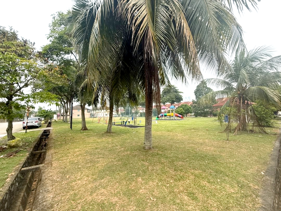 Corner Lot 2 Storey Semi D House Bangi - photo 4