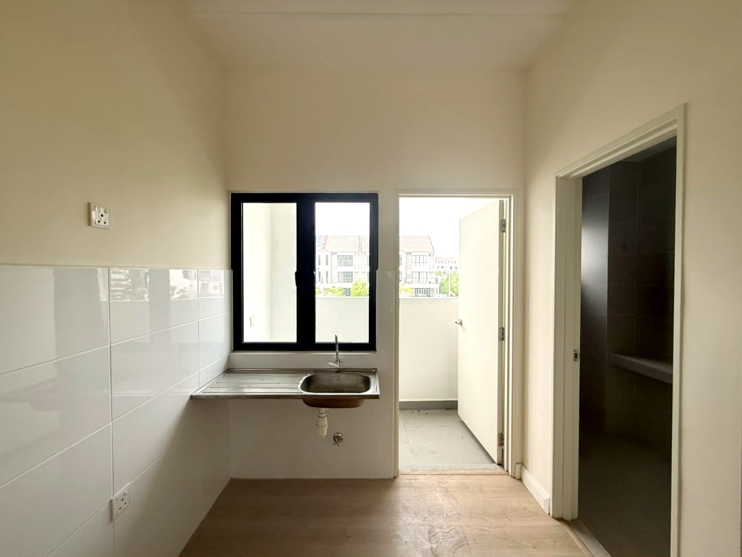 3 Storey Terrace Monet Garden Sunsuria City - photo 4