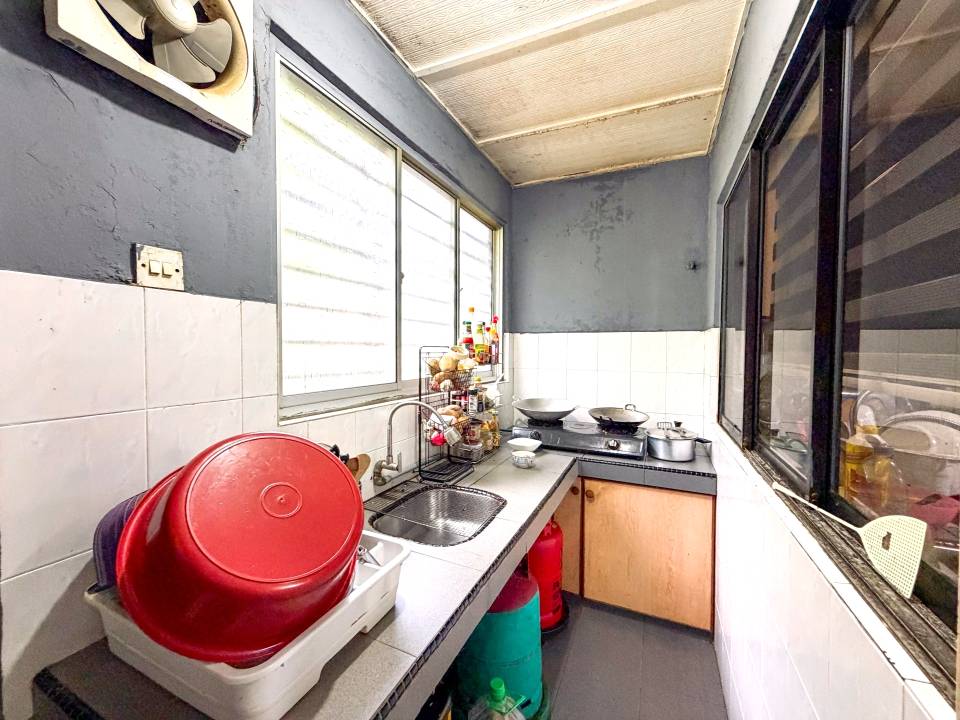 Double Storey Terrace Ss3 Petaling Jaya - photo 6