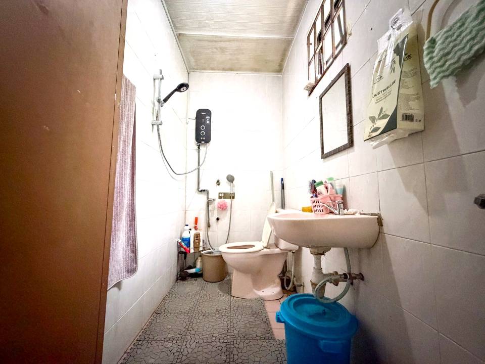 Double Storey Terrace Ss3 Petaling Jaya - photo 8