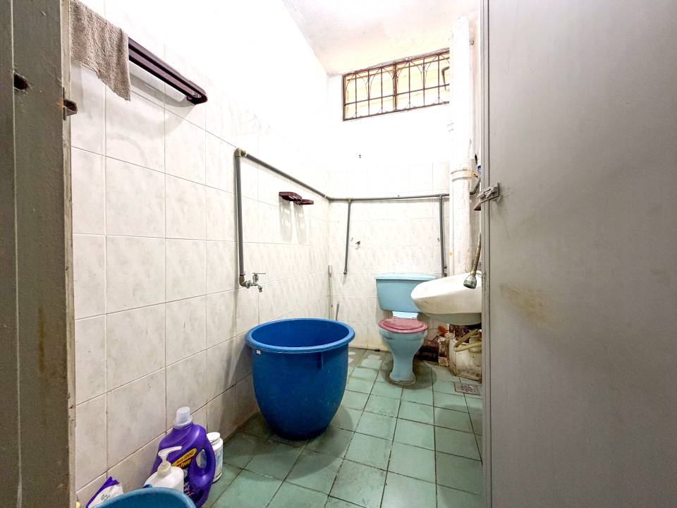 Double Storey Terrace Ss3 Petaling Jaya - photo 12