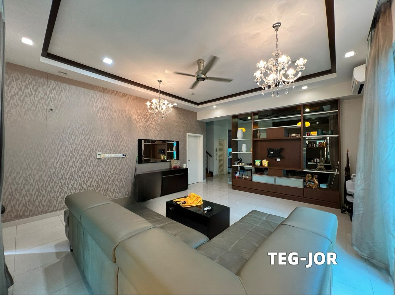 Fully Reno Setia Dut ...