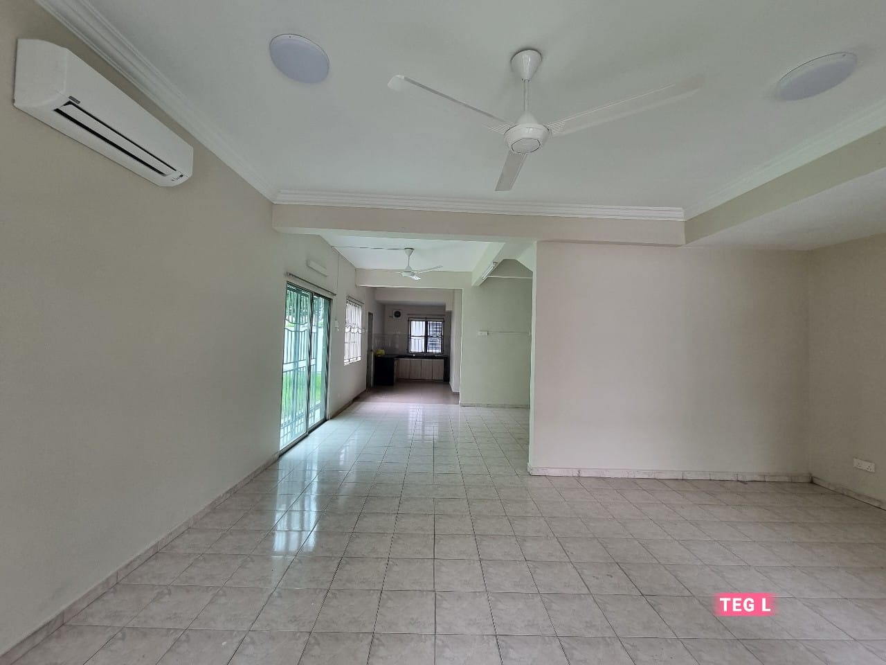 5 Airconds Furnished ...