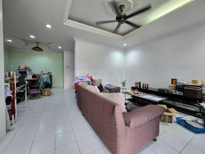 Facing Field Reno Se ...