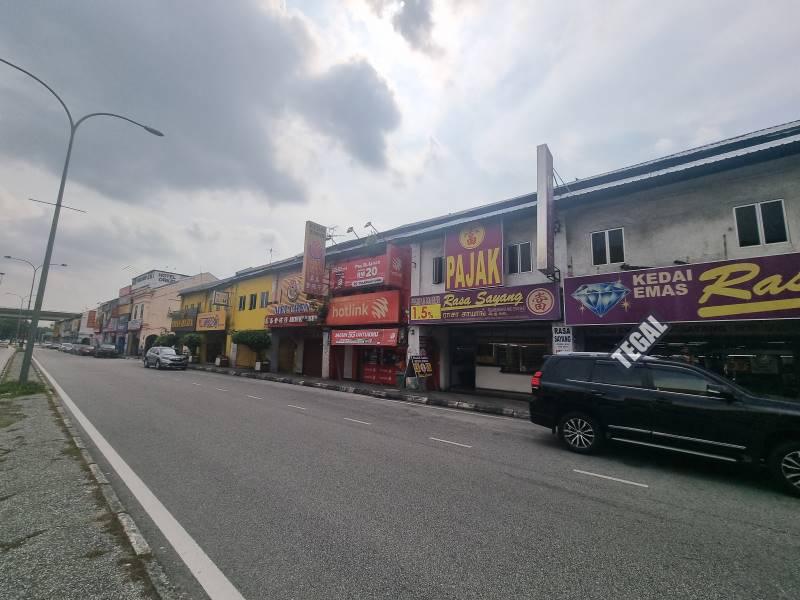Facing Main Road Persiaran Raja Muda Musa Shoplot_2