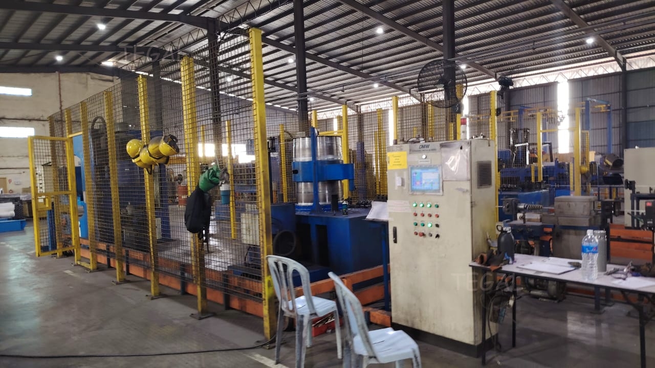 Telok Gong Warehouse 1200 Amp Eaves Height 30ft - photo 5
