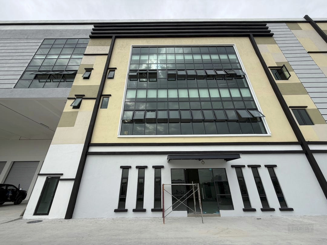 46725sf Semi D Factory Bandar Puncak Alam - photo 2