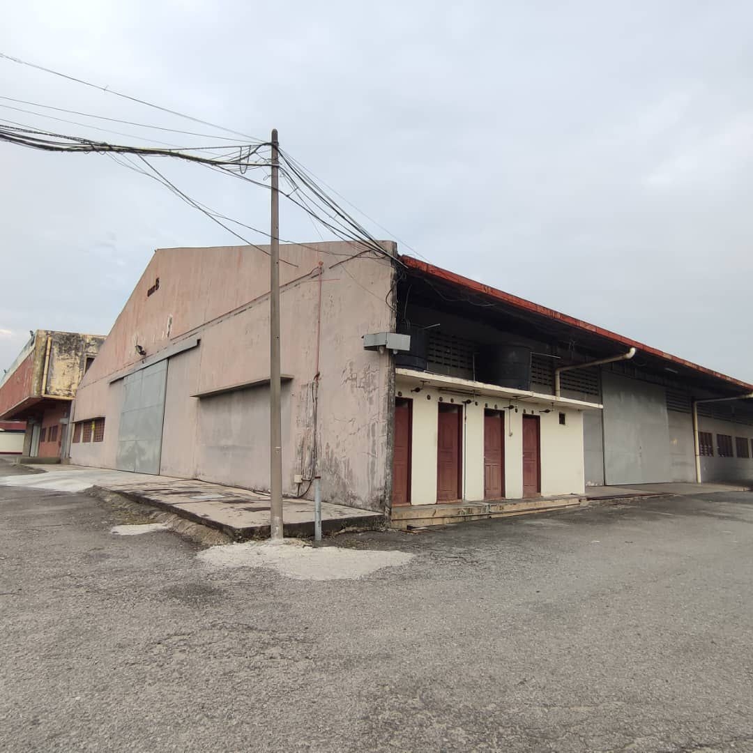 Bukit Kemuning 13350sf Warehouse 300 Amp - photo 5