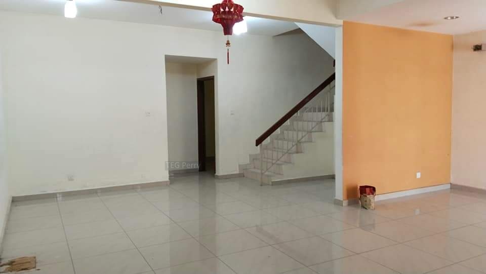 Fully Renovate Extend Up Down 22x75 Bandar Puteri - photo 5