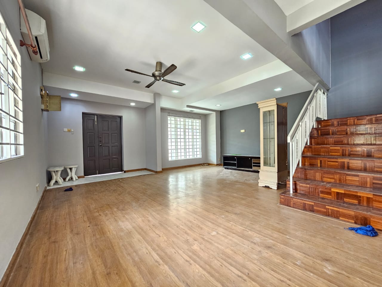 Renovated Extended 2950sf Kota Kemuning 2 Storey - photo 5
