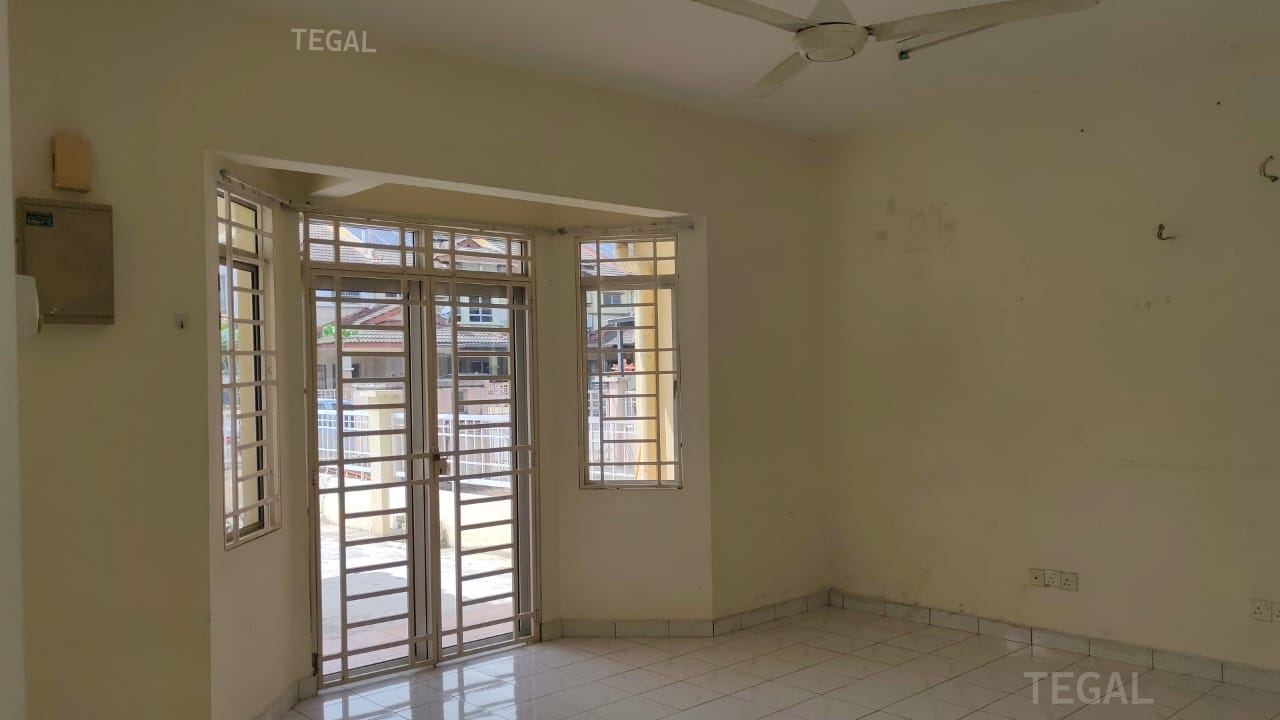 Partially furnished 45x75 Botanic 2 Storey Corner - photo 2