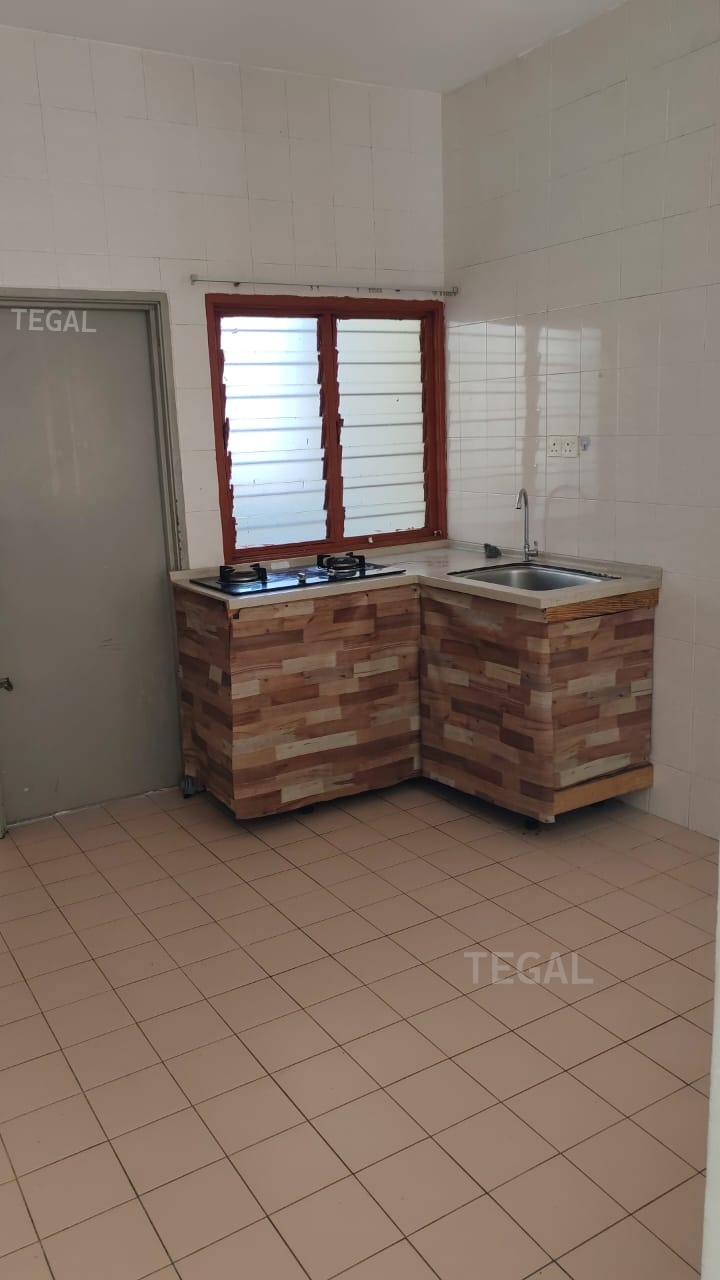 Partially furnished 45x75 Botanic 2 Storey Corner - photo 5