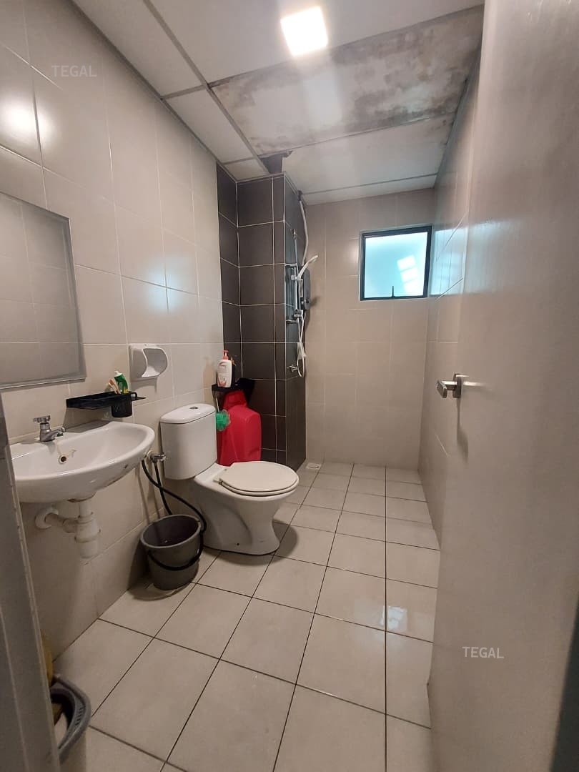 Partially Furnished Seruling Apartment Bukit Raja - photo 8