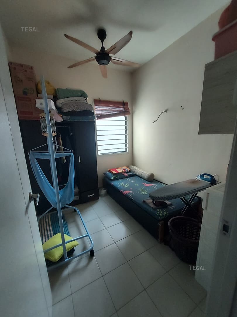 Partially Furnished Seruling Apartment Bukit Raja - photo 9