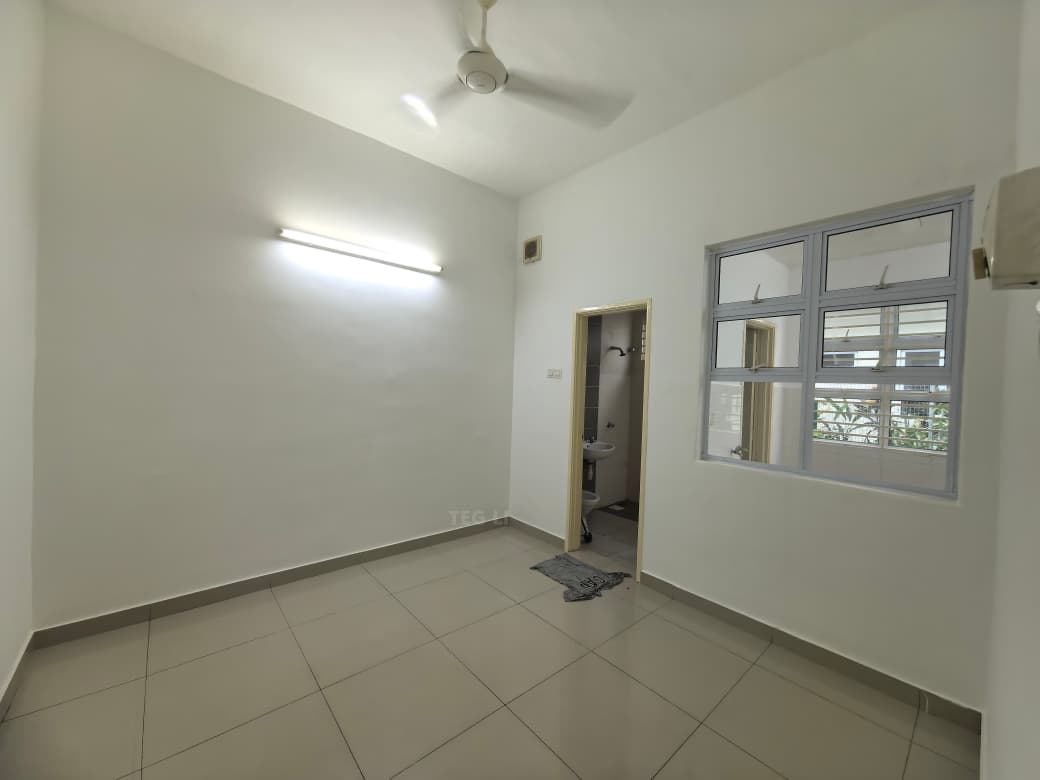 Cheapest Kemuning Utama 2 Storey House - photo 5