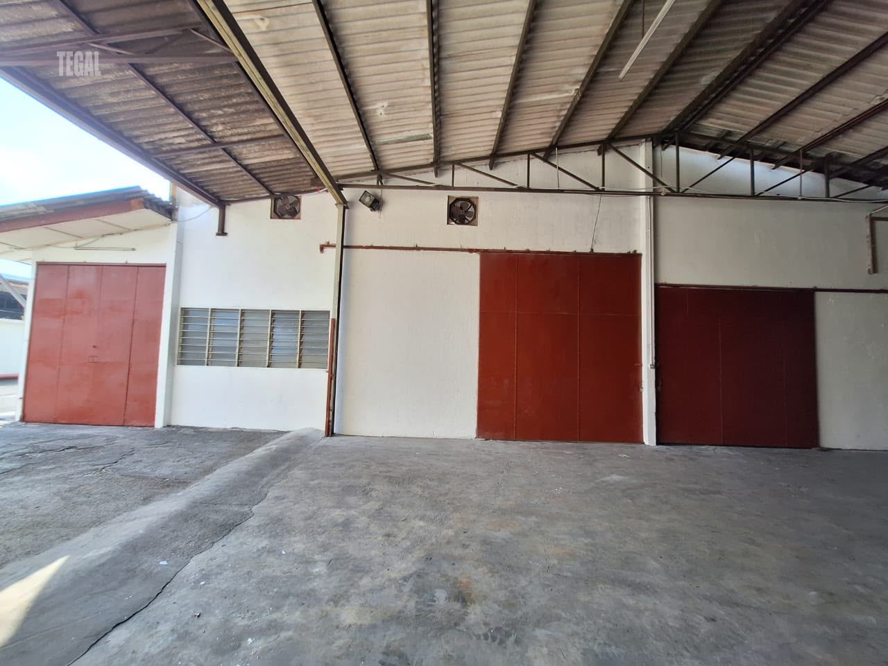 4050sqft Bukit Kemuning Seksyen 32 Warehouse - photo 5