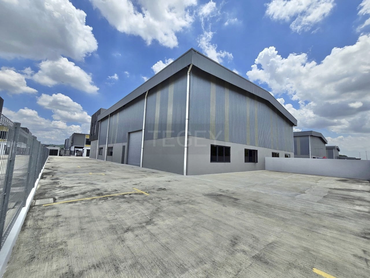Brand New Semi D Puncak Alam Eco Business Park V - photo 2