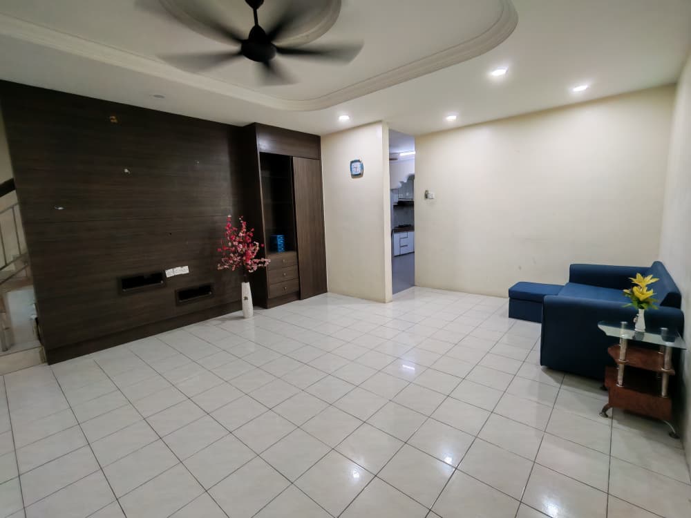 Fully Extended Renovated Setia Impian - photo 2