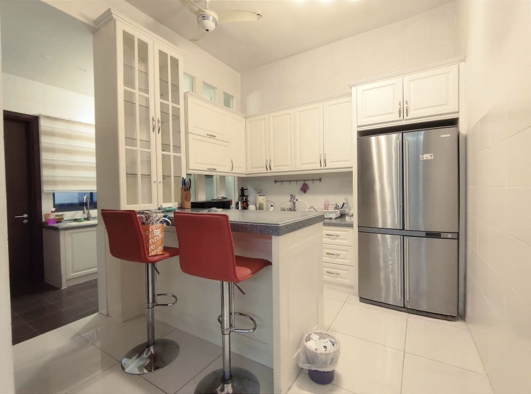 Fully Renovated Furnished 46x85 Setia Eco Park - photo 10