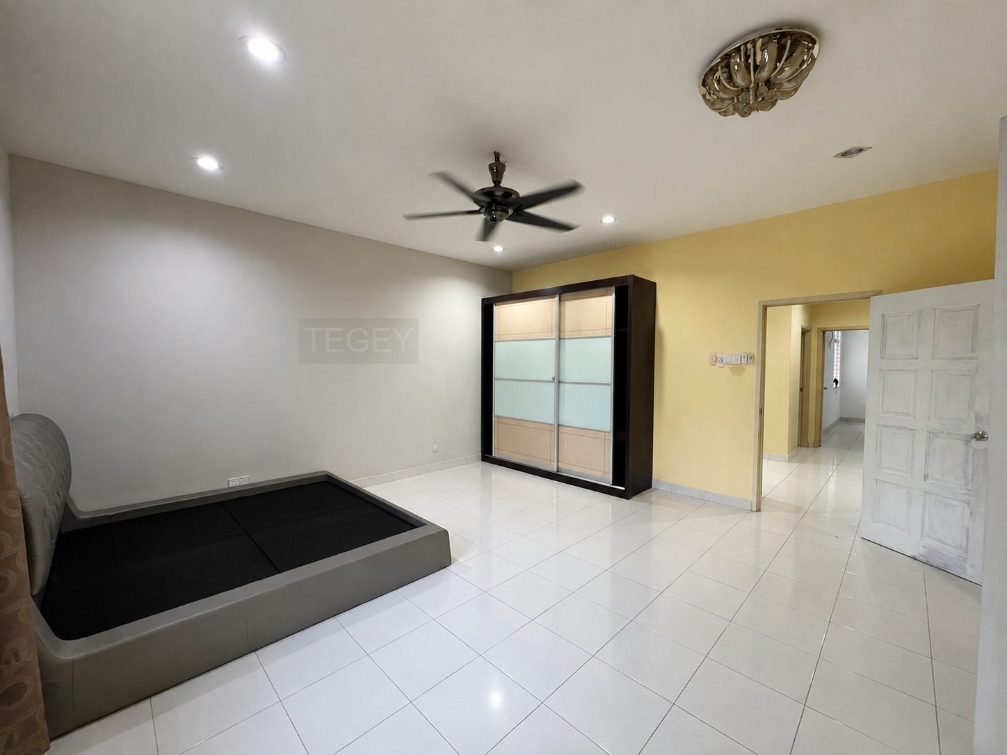 Renovated Aman Perdana 32x75 2 Storey Semi D - photo 10