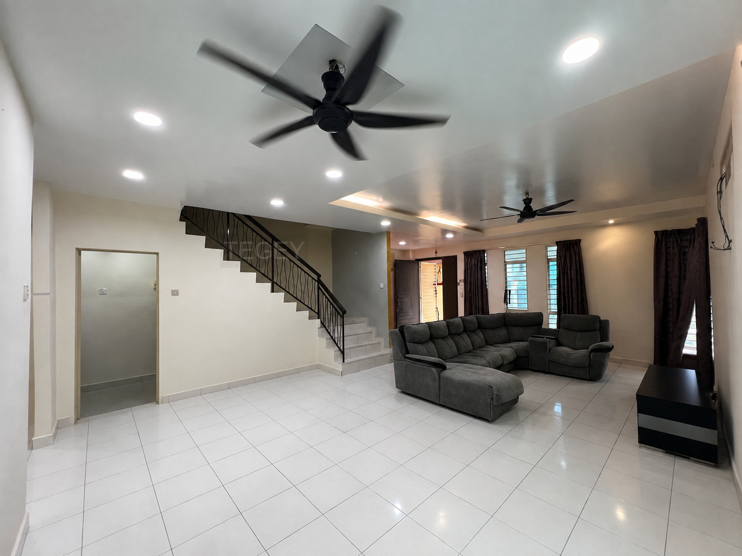 Renovated Aman Perdana 32x75 2 Storey Semi D - photo 13