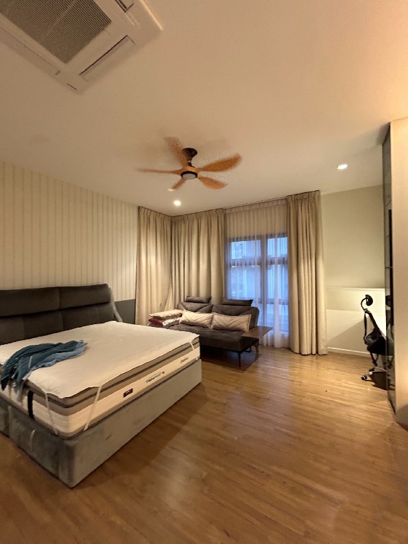 Fully Renovated Furnish Tropicana Aman Semi D - photo 10