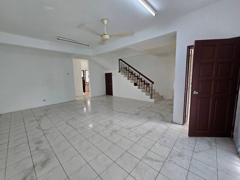 Below Market 22x70 Bukit Tinggi Klang 2 Storey - photo 2