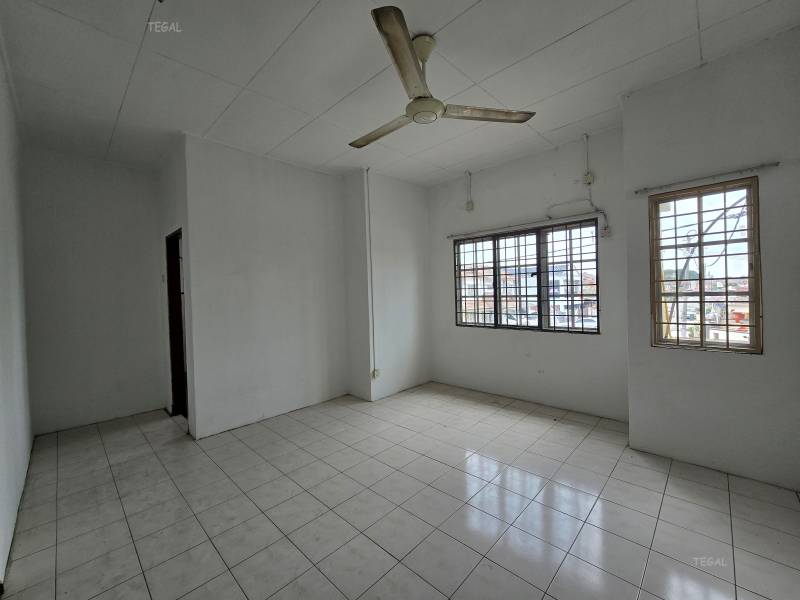 Below Market 22x70 Bukit Tinggi Klang 2 Storey - photo 11