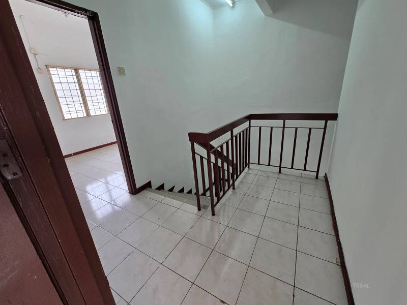 Below Market 22x70 Bukit Tinggi Klang 2 Storey - photo 12
