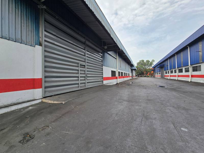 Ready Cf Semi Detached Factory North Port
