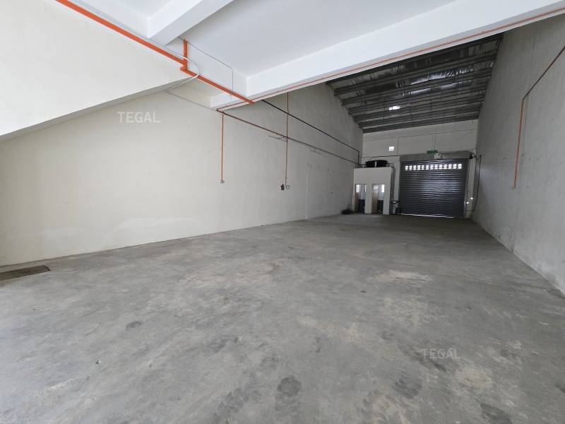 Ready Cf 27x100 Pandamaran Port Klang Factory - photo 6