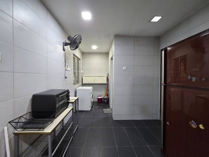 Furnished Renovated Extend Bukit Rimau 2 Storey - photo 5