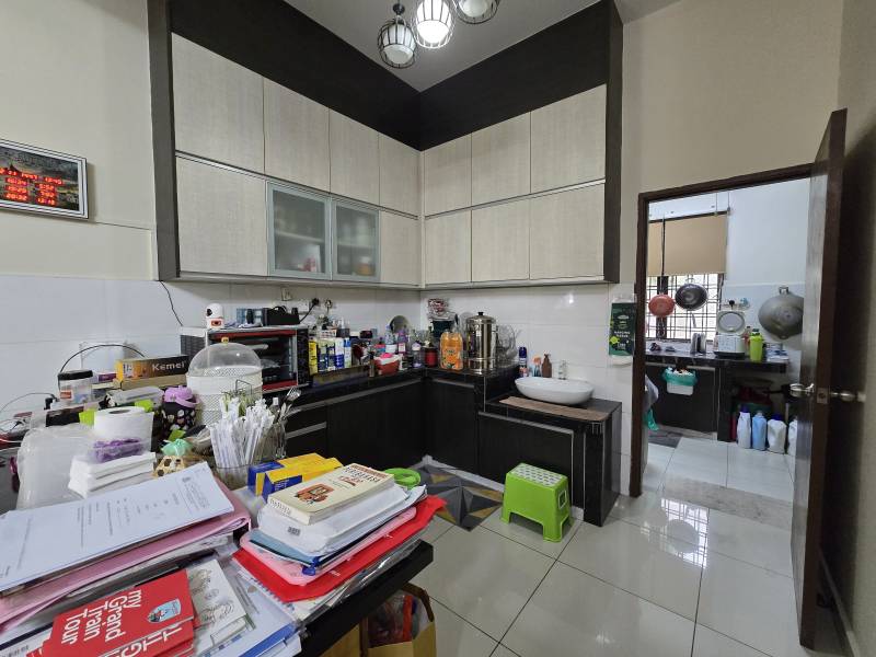Renovated Good Condition Bandar Puteri Klang - photo 3
