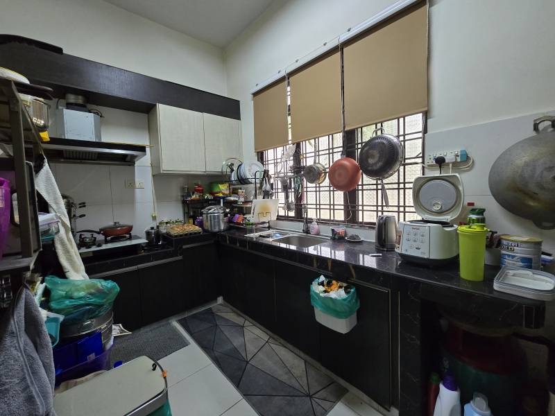 Renovated Good Condition Bandar Puteri Klang - photo 4