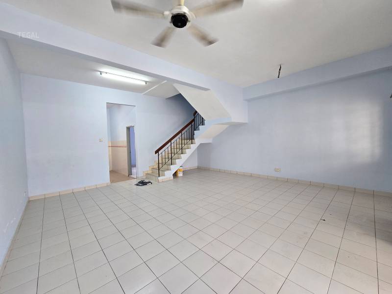 Newly Refurbished Tip Top Condition Bandar Puteri - photo 2