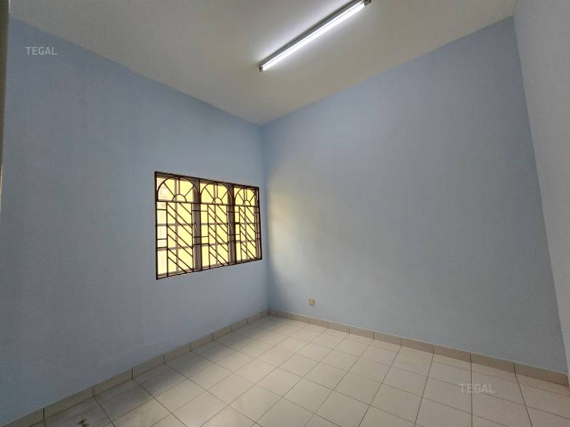 Newly Refurbished Tip Top Condition Bandar Puteri - photo 4