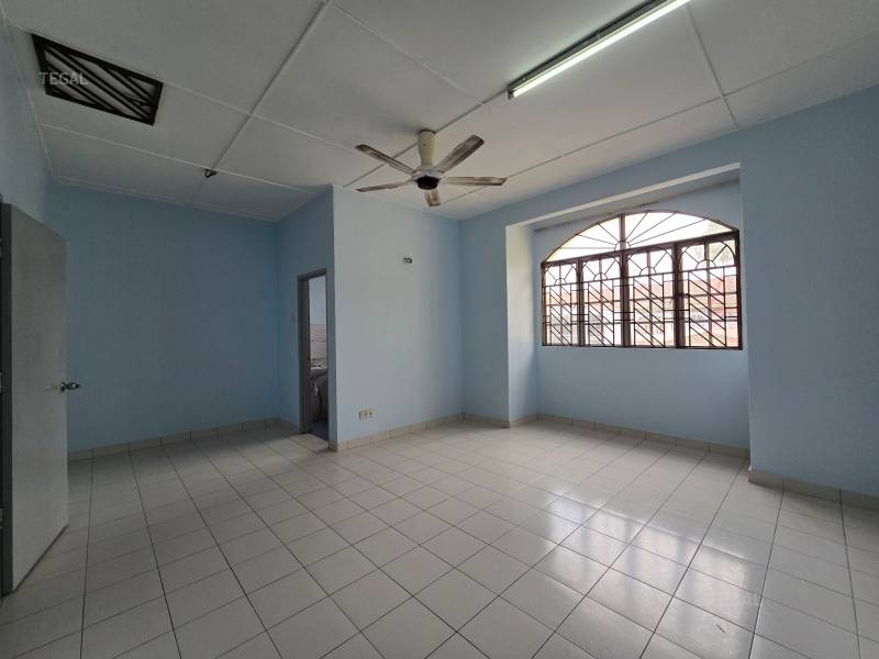 Newly Refurbished Tip Top Condition Bandar Puteri - photo 8