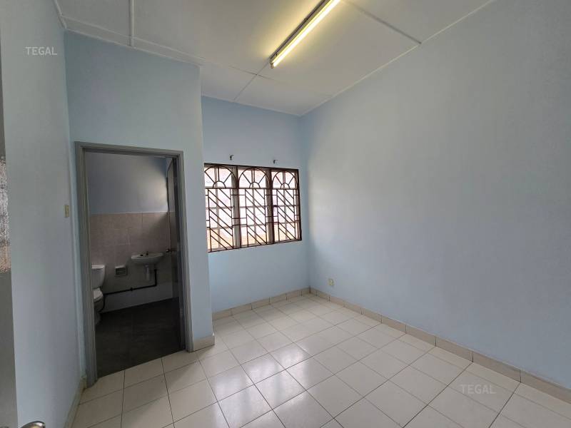 Newly Refurbished Tip Top Condition Bandar Puteri - photo 10
