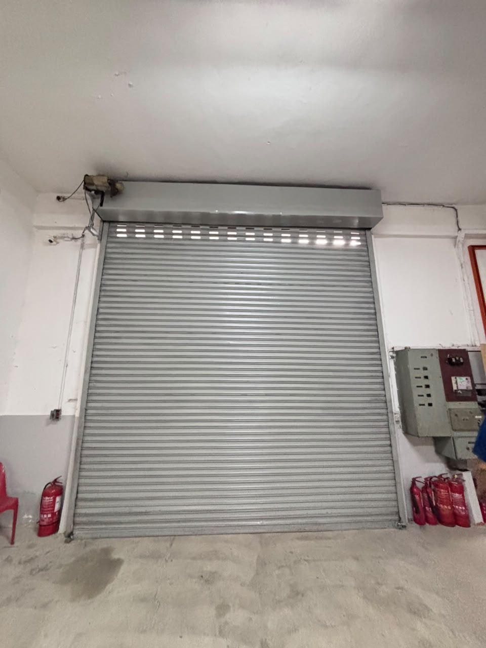 Renovated 27x100 Pandamaran Port Klang Factory - photo 2