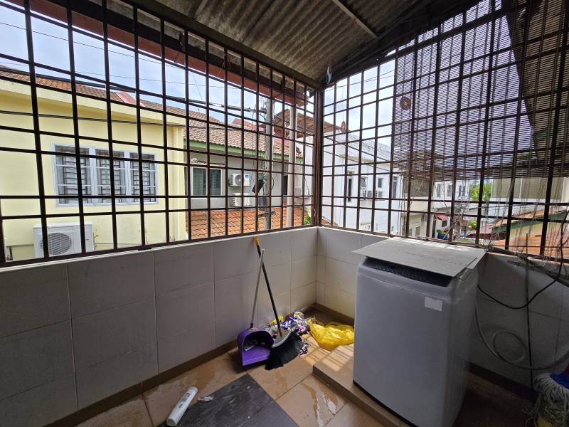 Full Extend Reno Bandar Puteri 22x75 Sanggul 2 Sty - photo 9