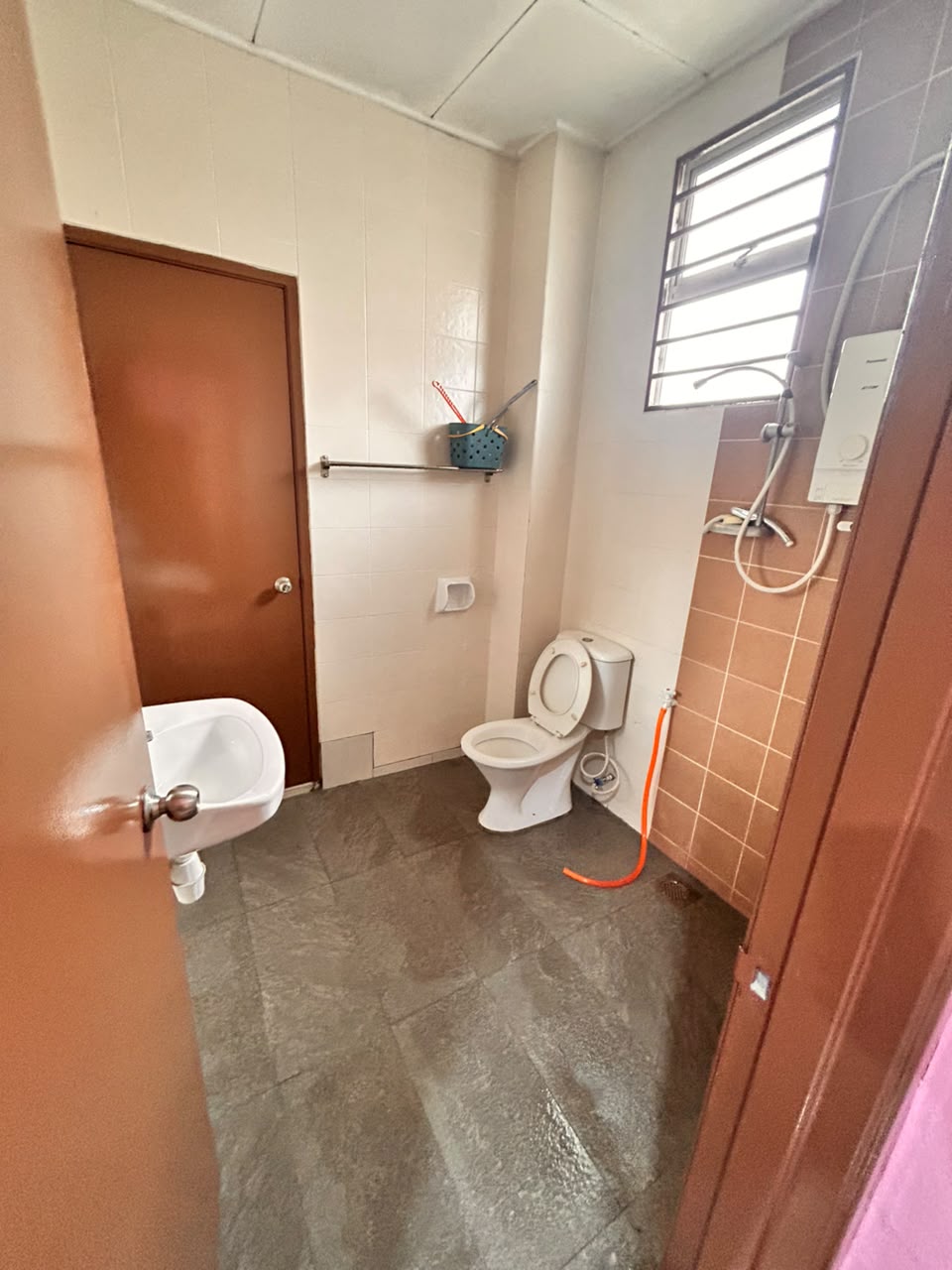 Fully Furnished Renovated Bandar Puteri Klang - photo 2
