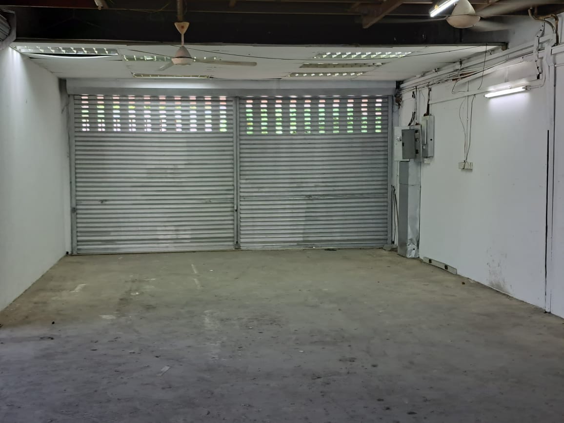 Ample Parking 3251sf Bukit Puchong Corner Factory - photo 3