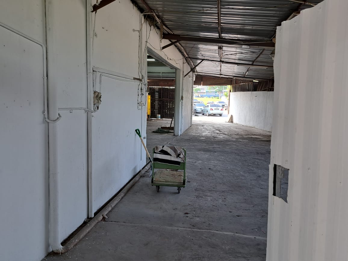 Ample Parking 3251sf Bukit Puchong Corner Factory - photo 7