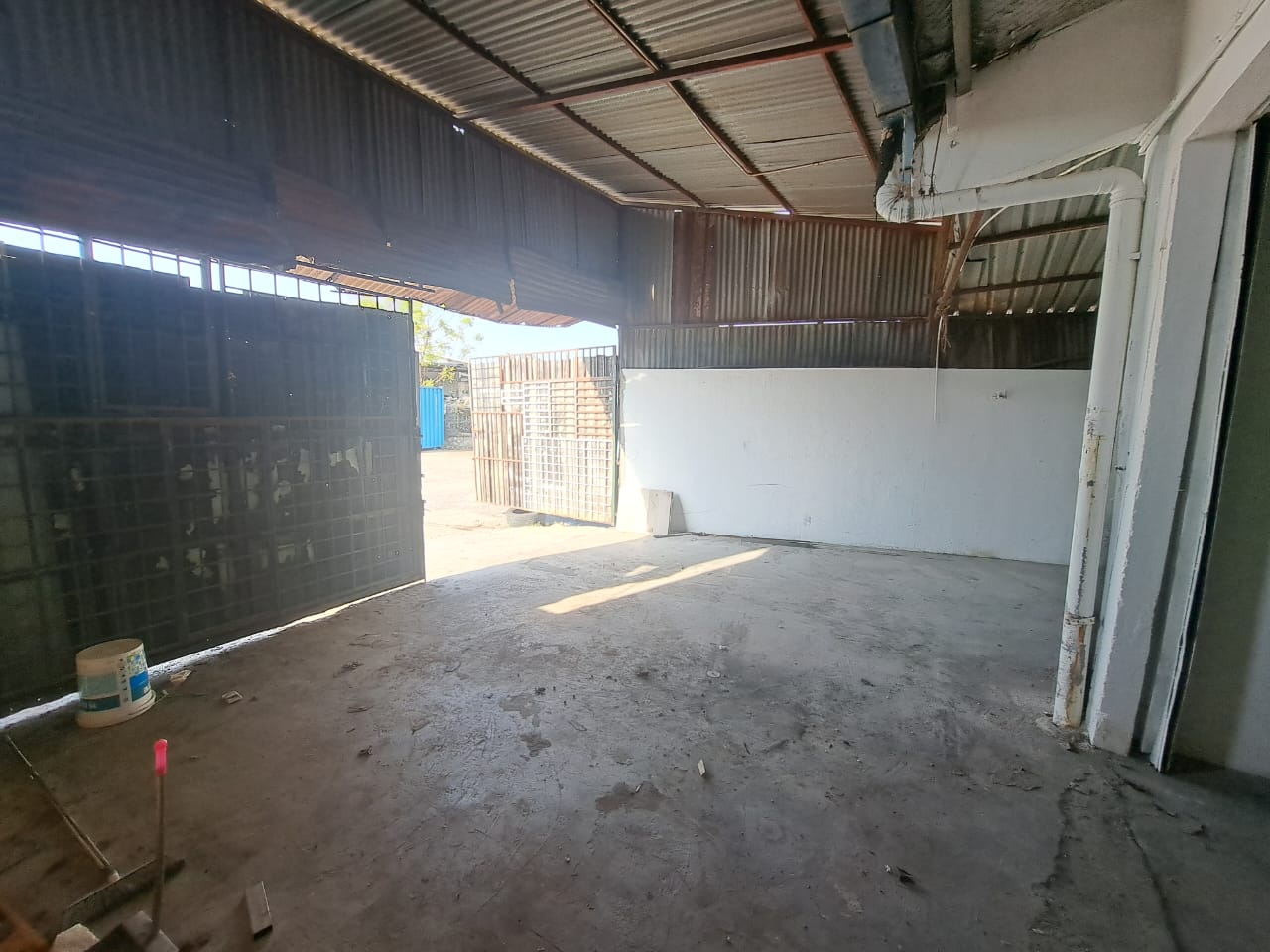 Ample Parking 3251sf Bukit Puchong Corner Factory - photo 8