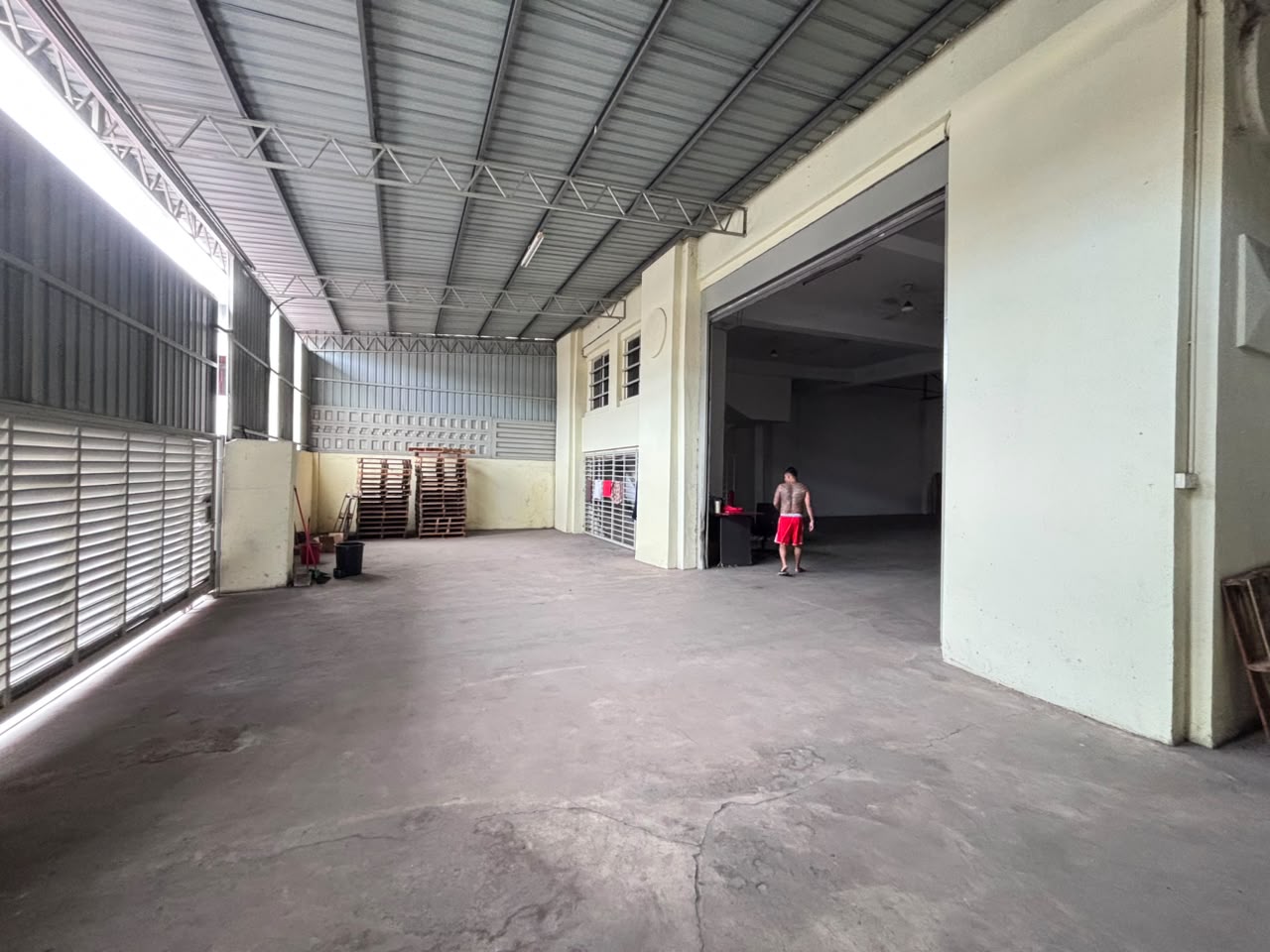 Ready Cf Extended Semi D Pandamaran Factory